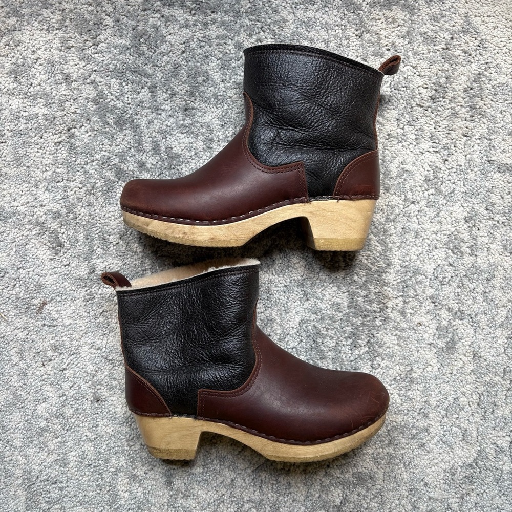 Like new No. 6 shearling lined leather clog boots